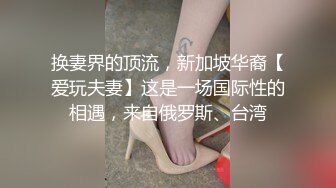 纸箱厂女厕全景偷拍 穴毛很少的小少妇边拉大便 边修剪指甲好悠闲得意